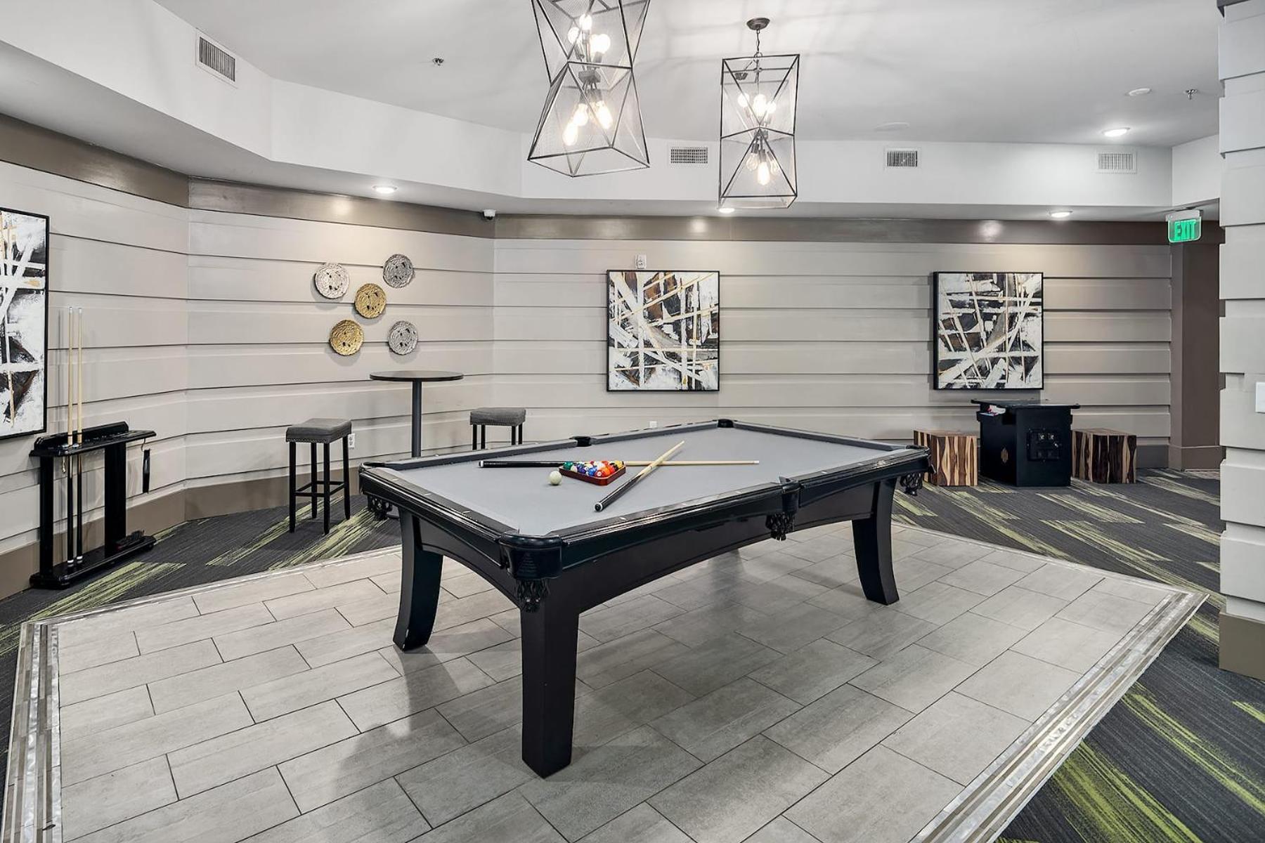 Uptown 4Th Ward Luxury Apt Year-Round Pool Charlotte Dış mekan fotoğraf