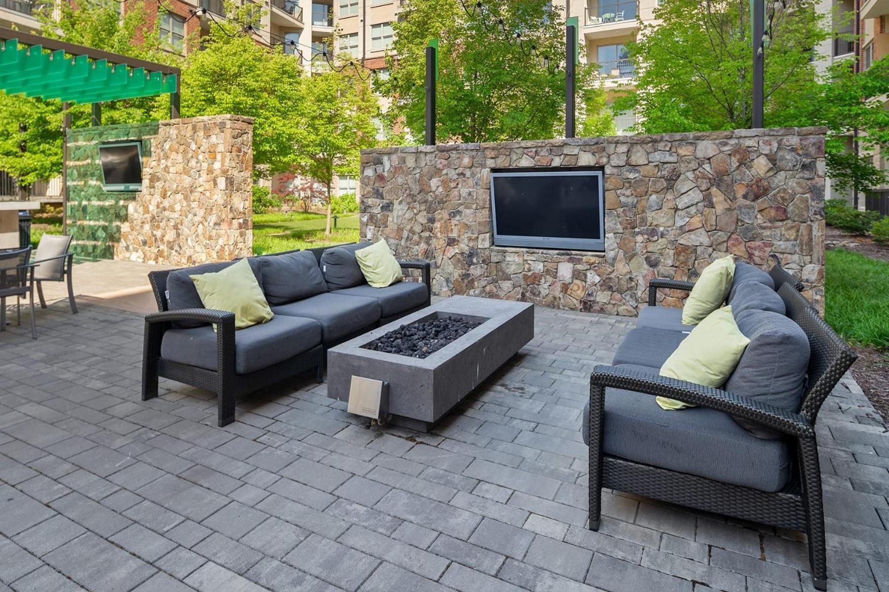 Uptown 4Th Ward Luxury Apt Year-Round Pool Charlotte Dış mekan fotoğraf